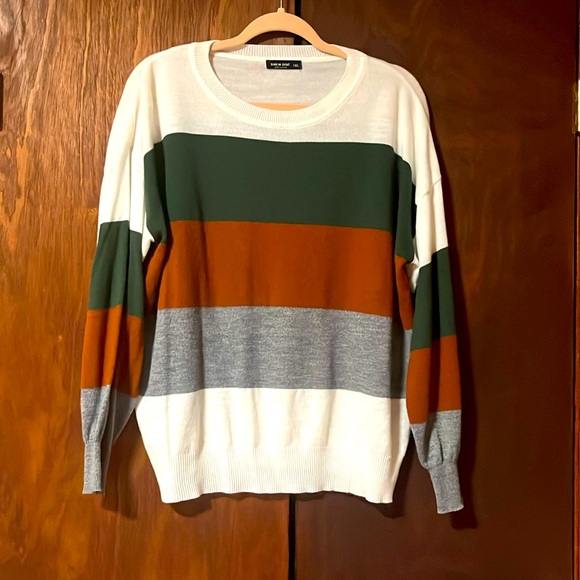 Sweaters - Lightweight color block sweater